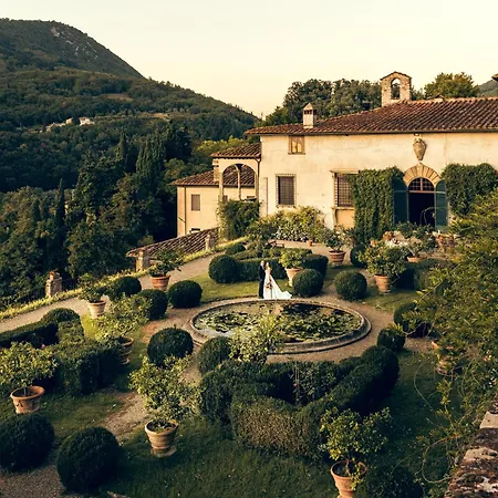 Rucellai Bed and Breakfast 4*