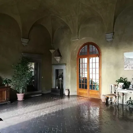 Rucellai Bed and Breakfast 4*